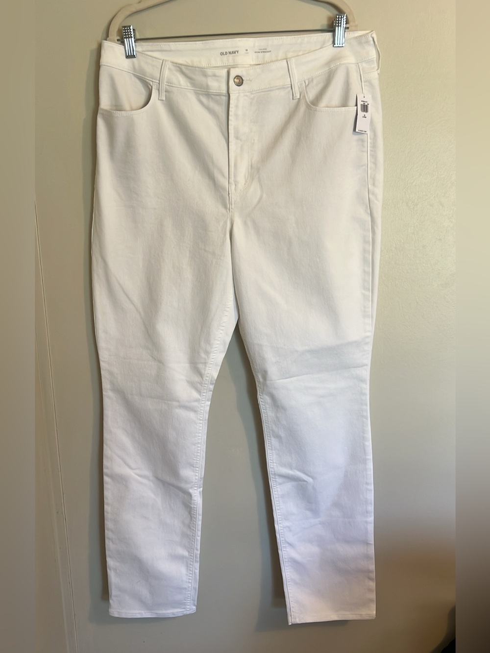 Old Navy White High-Rise Wow Straight Leg Jeans for Women